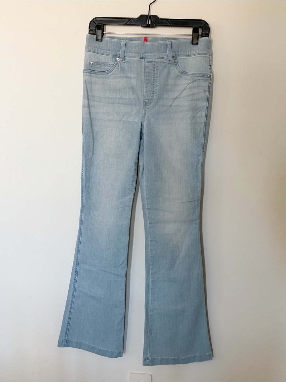 Spanx Flare Leg High Rise Pull Up Light Wash Stretch Jeans Size M